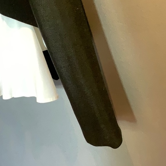 BCBG jacket - Picture 6 of 9